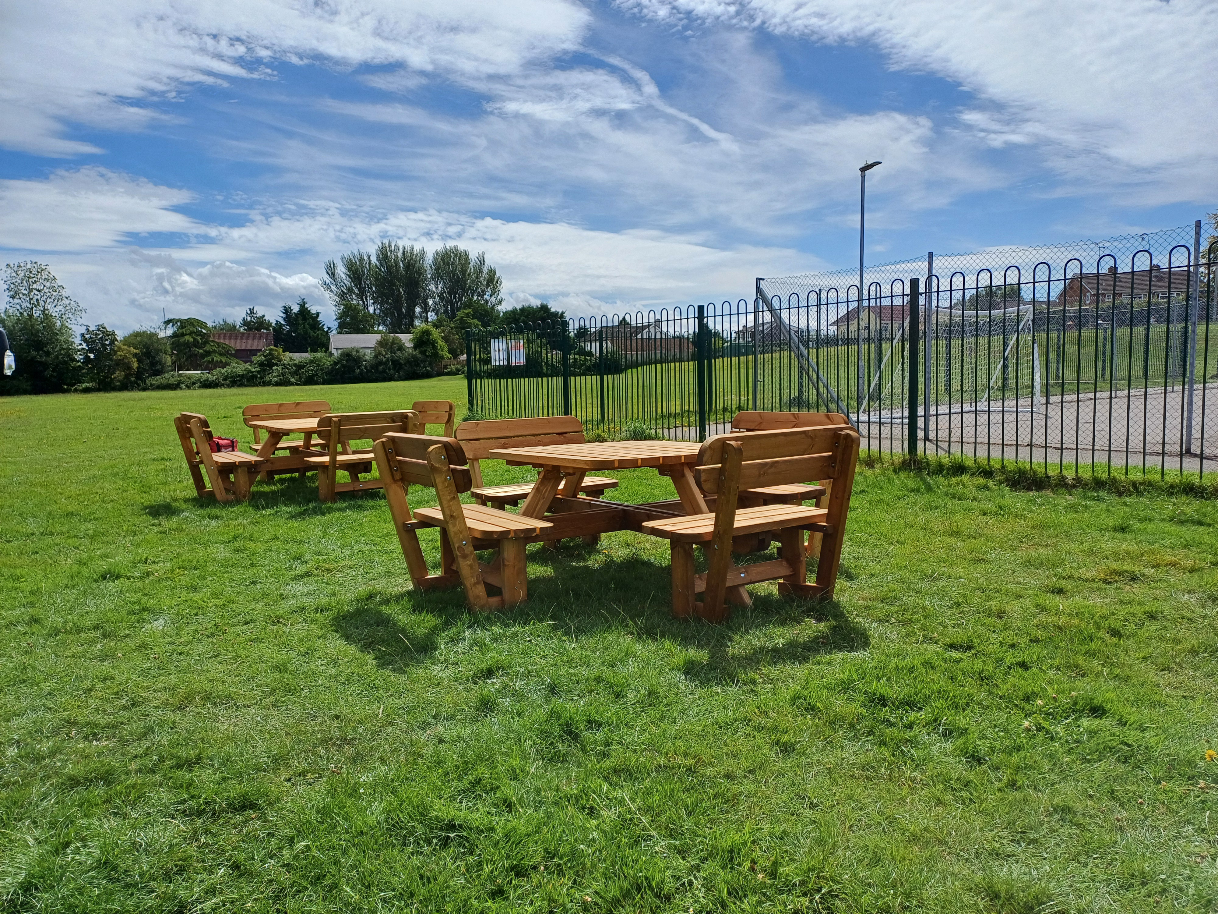 -15th_august_2024_picnic_benches